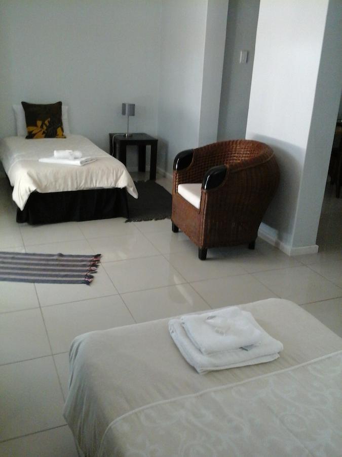 Village Boutique Hotel Otjiwarongo Zimmer foto